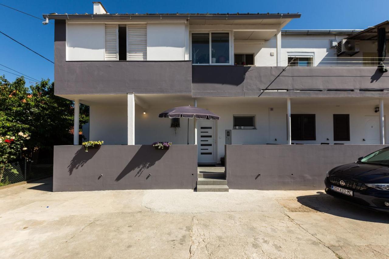 Petra Modern Apartment With Free Parking And Bbq Zadar Bagian luar foto